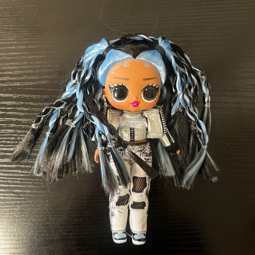 L.O.L Surprise Tweens doll